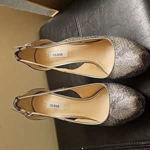 Guess heels 2 1/2 inch